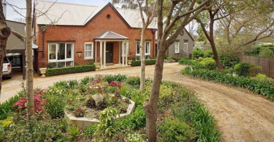 Beyond Sydney: Why Mudgee is luring city slickers out west